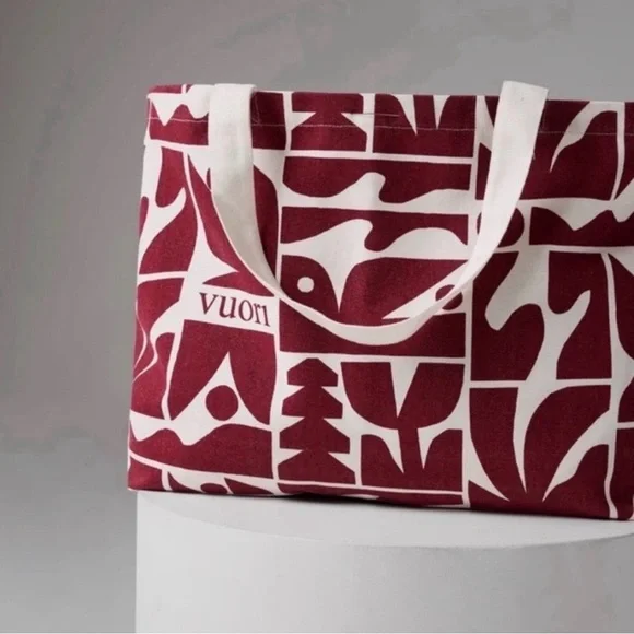 NWT Vuori Burgundy / White Graphic Tote - Picture 2 of 8